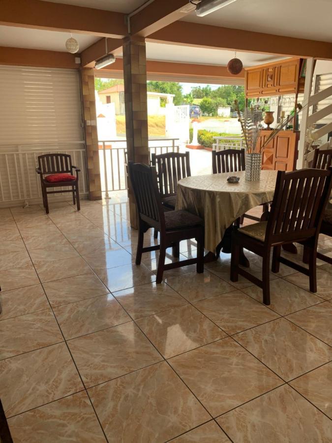 Coco Land Appartement Sainte-Anne  Buitenkant foto
